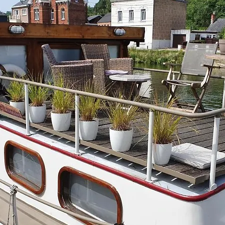 Peniche Sir Lancelot Πλωτό κατάλυμα *