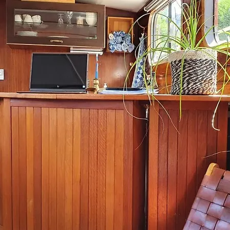 Πλωτό κατάλυμα Peniche Sir Lancelot *