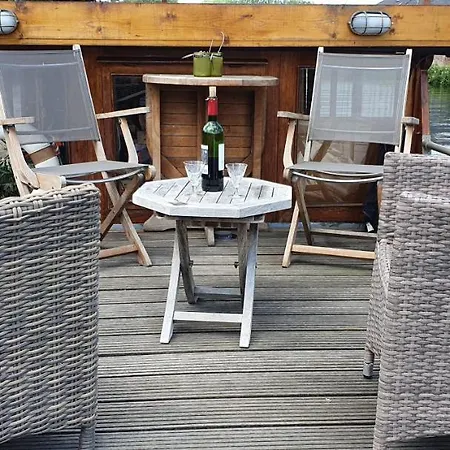 Botel Peniche Sir Lancelot
