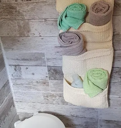 Peniche Sir Lancelot Πλωτό κατάλυμα Thuin