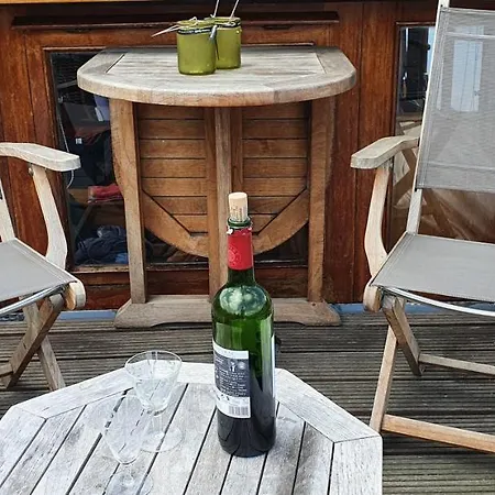 Πλωτό κατάλυμα Peniche Sir Lancelot *